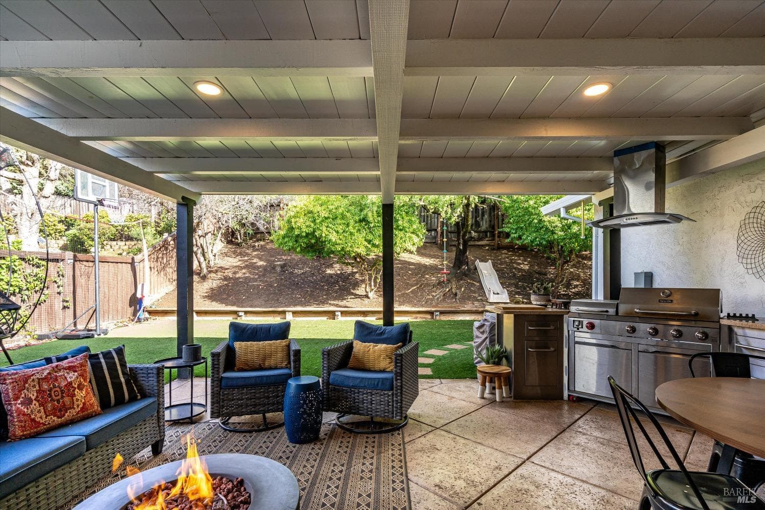 420 N Camino Alto Street, photo 26