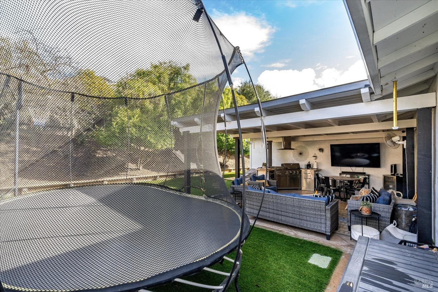 420 N Camino Alto Street, photo 28