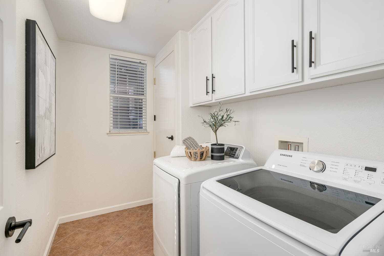 2180 Unbridled Court, photo 32