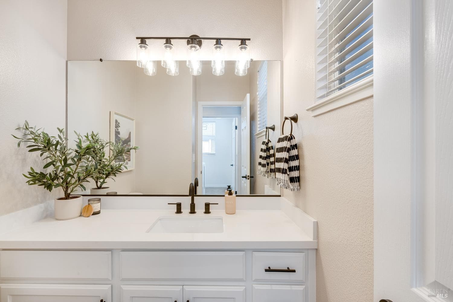 2180 Unbridled Court, photo 33