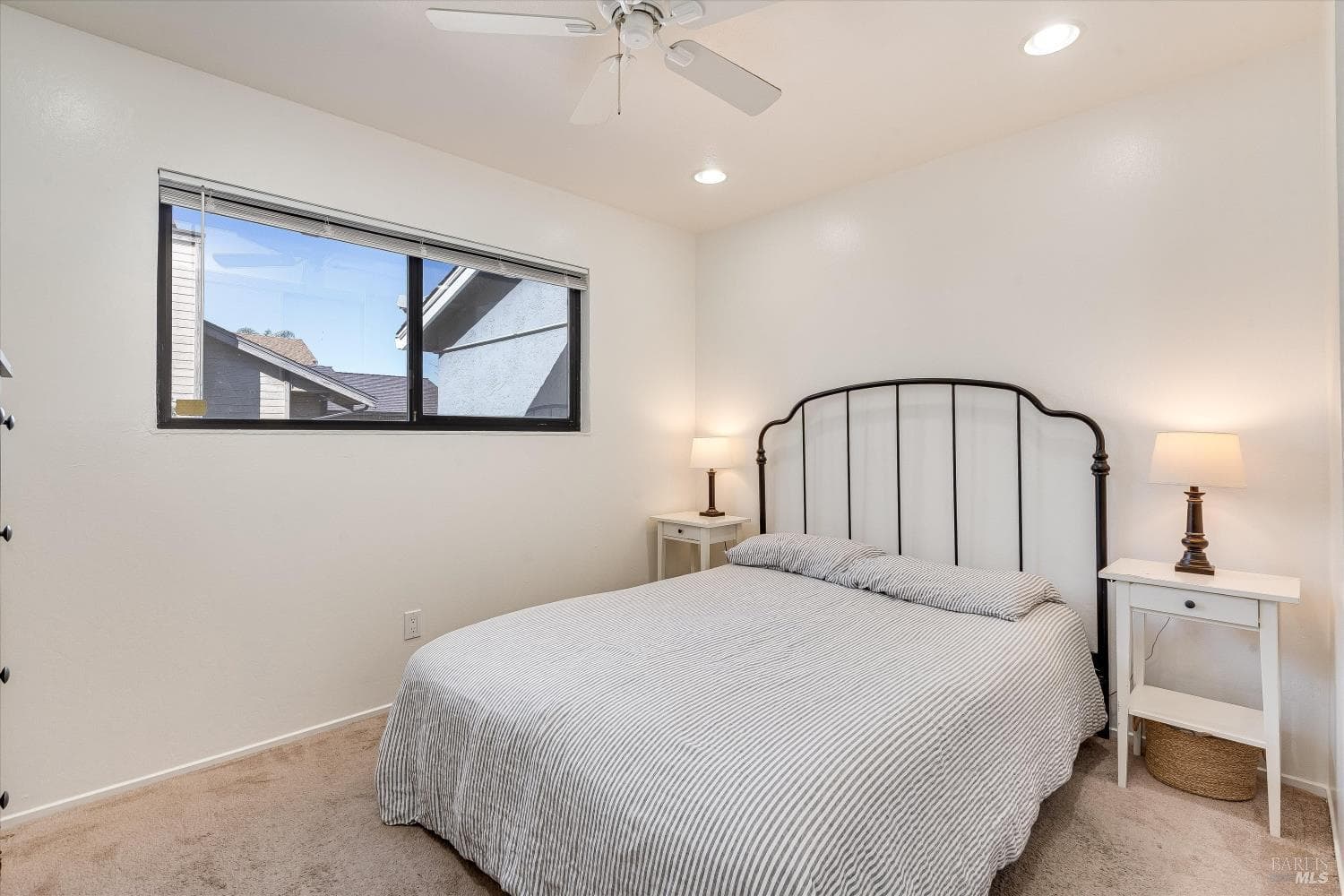 201 Folland Drive, photo 13