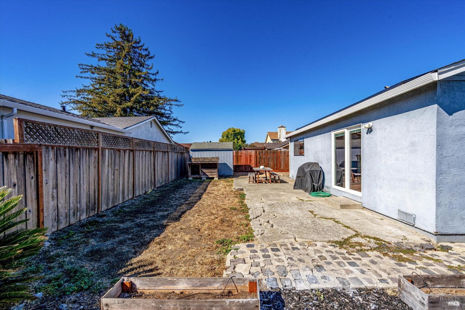 201 Folland Drive, photo 18