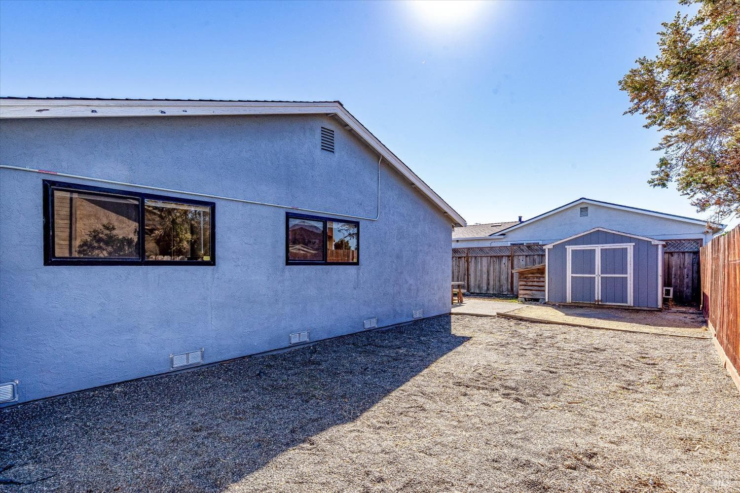 201 Folland Drive, photo 25